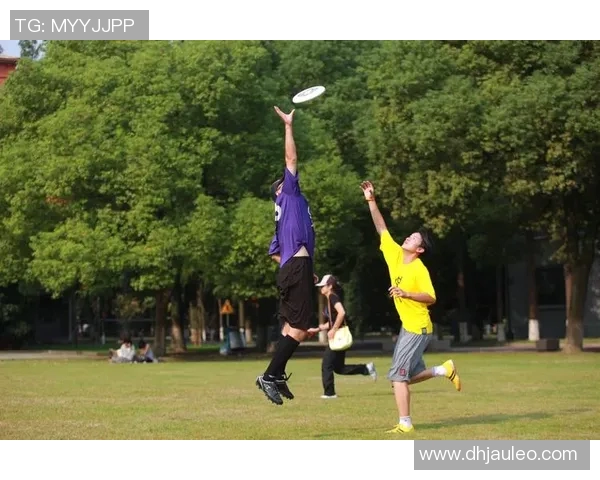 飞盘竞技的魅力与挑战：深入了解上海飞盘队的比赛历程与经验分享