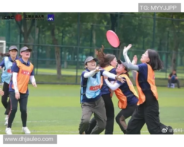 飞盘盛宴:深入深圳飞盘队的拼搏与团结精神探秘之旅