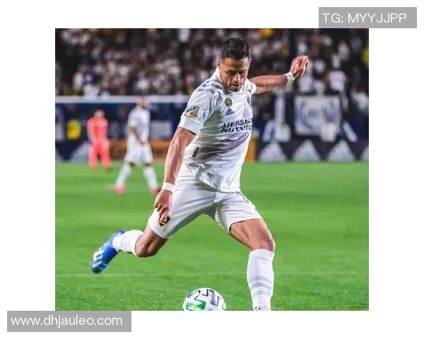 休斯敦迪纳摩与费城联合激战正酣比分揭晓精彩瞬间回顾