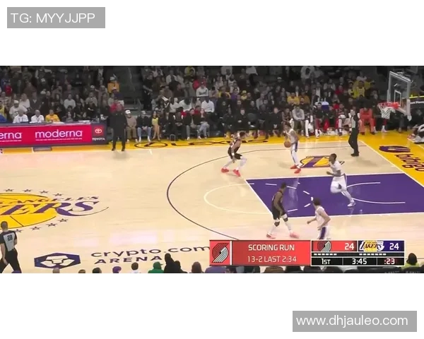 休斯顿迪纳摩与达拉斯激战比分揭晓精彩瞬间回顾