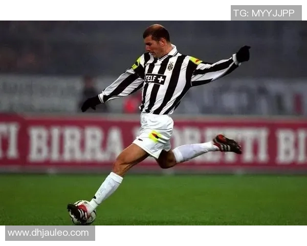 皮尔洛与齐达内谁才是足球历史上最伟大的中场大师之争