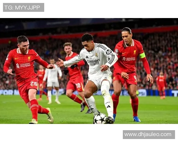 皇马与曼联对决结果揭晓球迷热议比赛精彩瞬间与未来展望