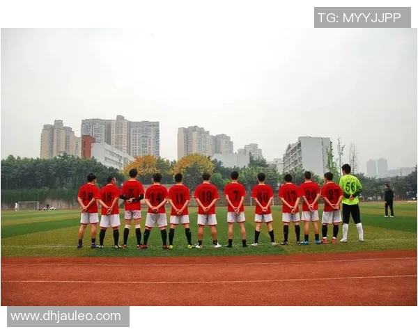 重庆足球队耐力分析与未来发展展望探讨