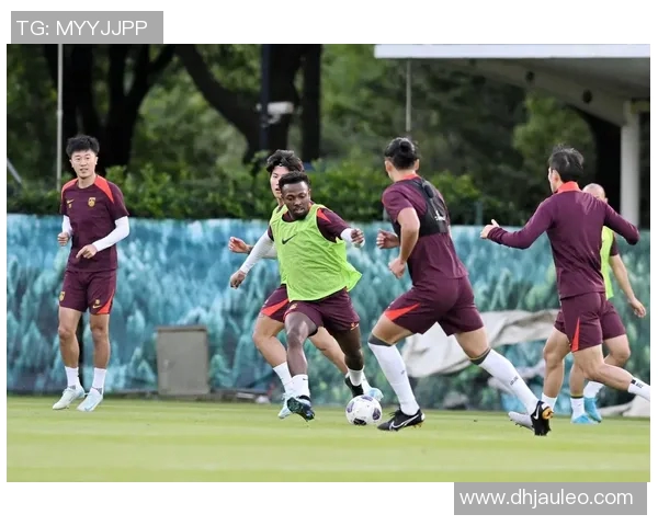 中国与澳大利亚足球对决精彩回顾及比分分析全景呈现